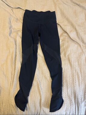 Victoria's Secret Navy High-Waist Athletic Leggings Body by Victoria